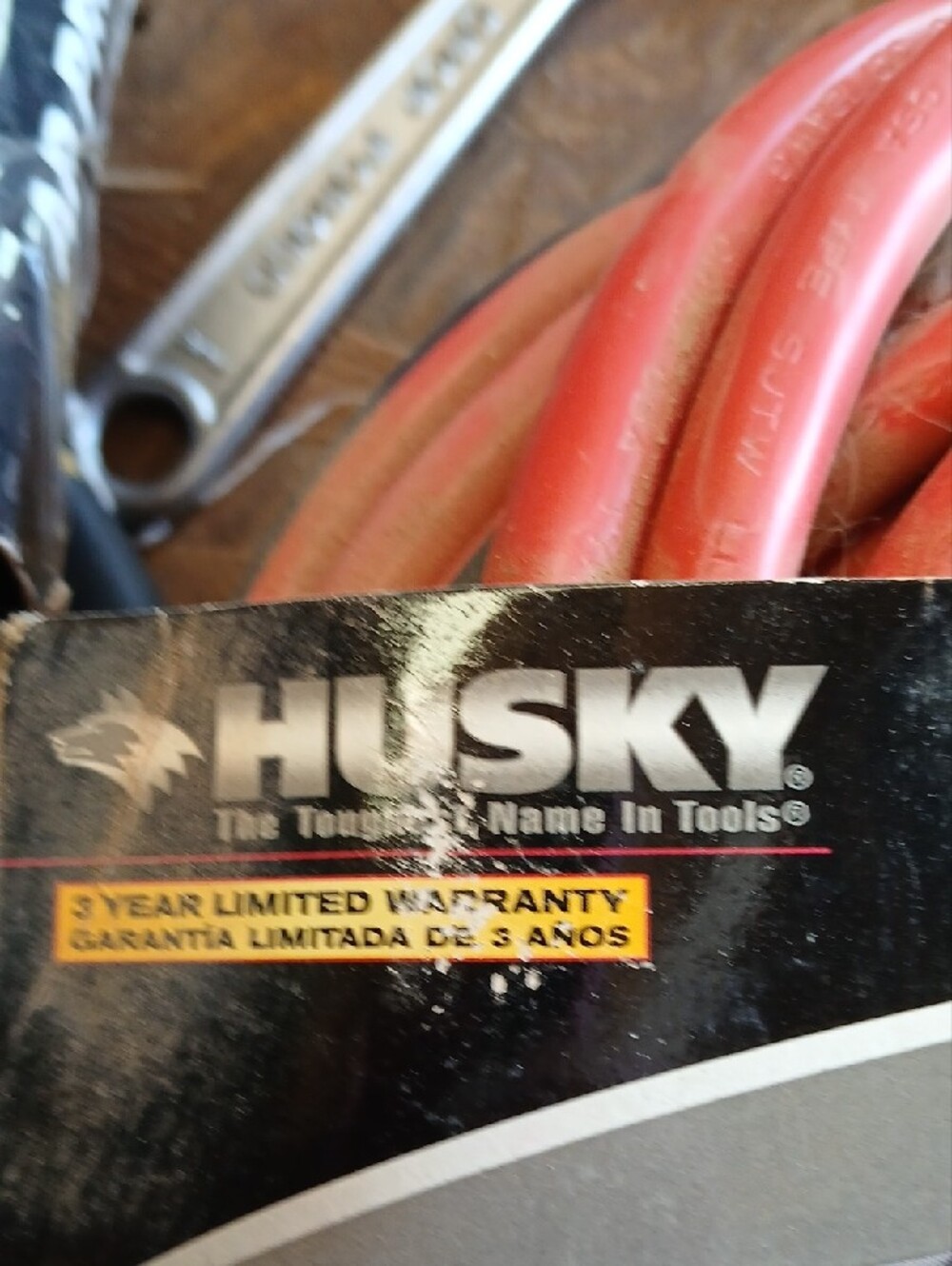 Husky 50 ft Heavy-Duty 12-Gauge Extension Cord — Red - Picture 4 of 6